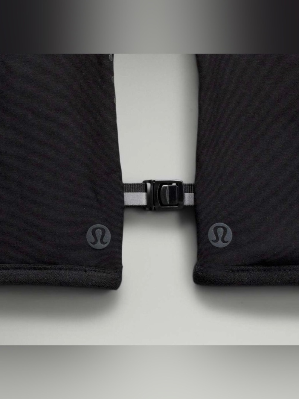 NWOT New Lululemon Cold Terrain Running Gloves Black - Picture 3 of 6